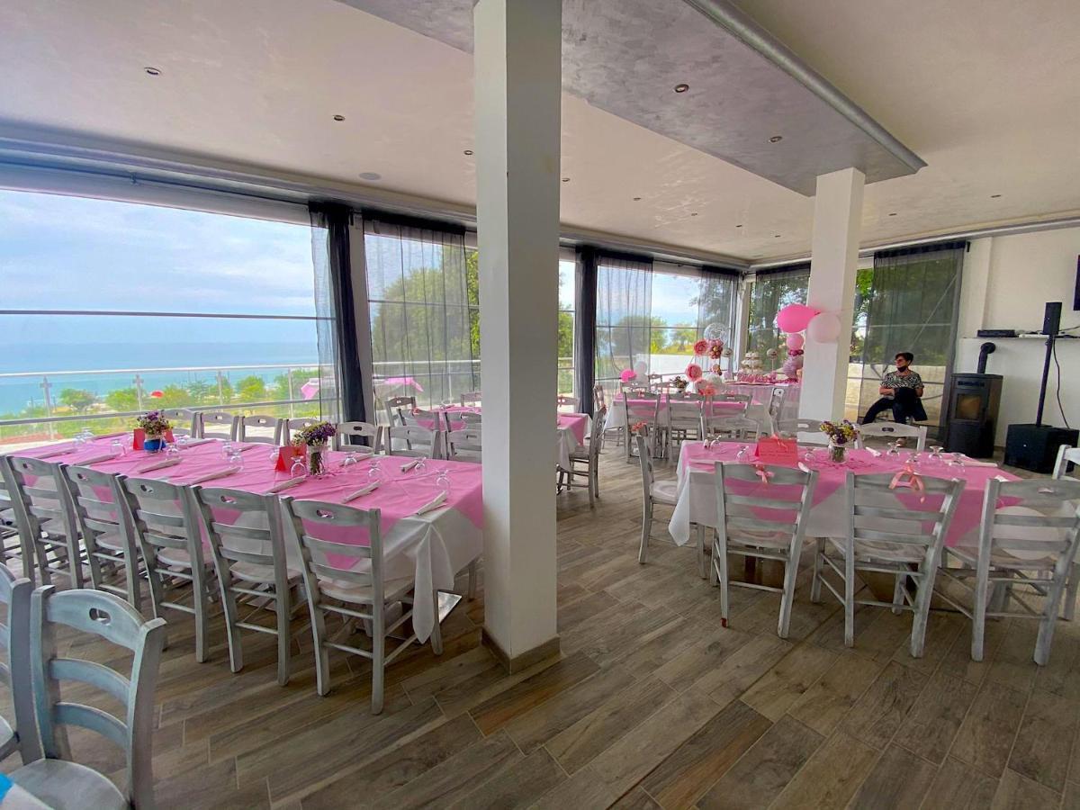 Frontemare Hotel Village & Ristorante Rodi Garganico Extérieur photo